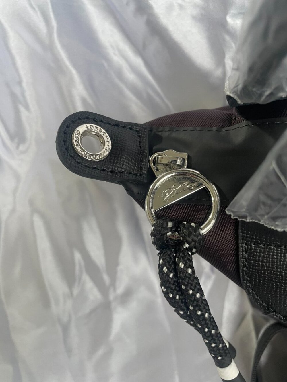 NWT Longchamp Energy Burgundy Handbag Pouch XS 2Way Crossbody Mini Makeup Tote - Picture 6 of 8